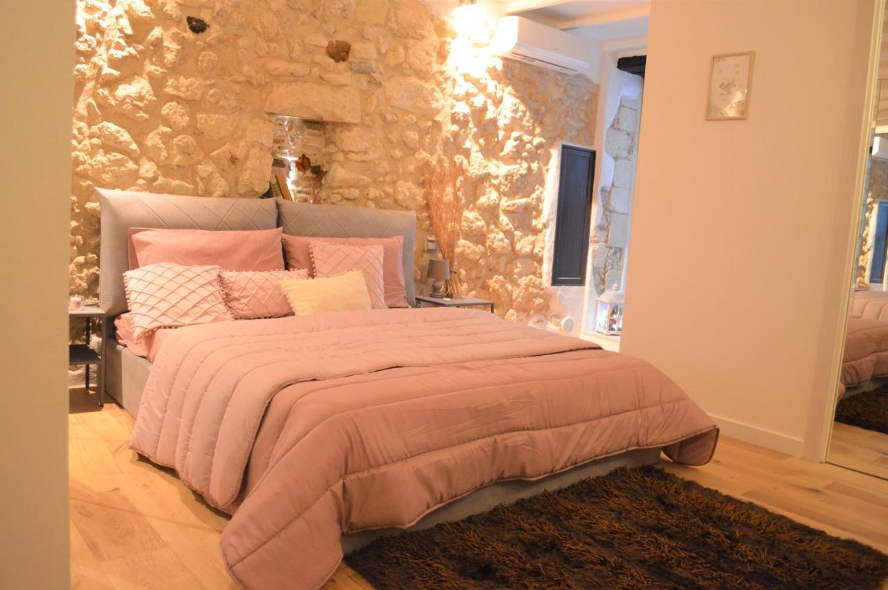 Domu 600 - Suite Mini Appartamento Cagliari Centro Storico Екстериор снимка