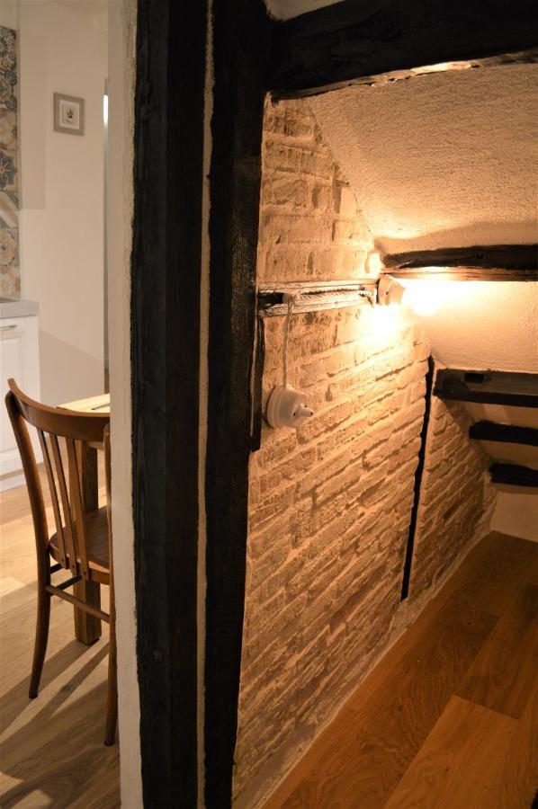 Domu 600 - Suite Mini Appartamento Cagliari Centro Storico Екстериор снимка